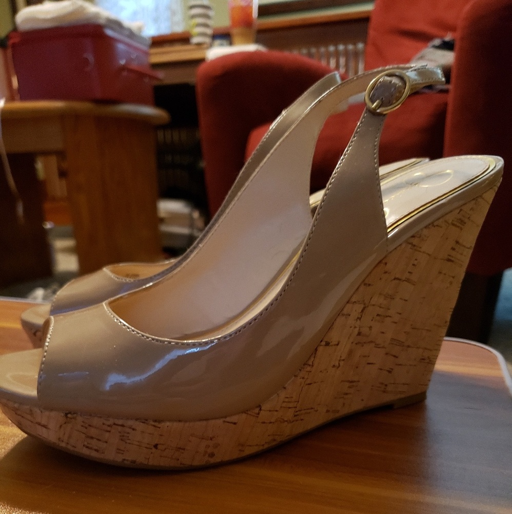 Jessica Simpson Womens 8 Wedge